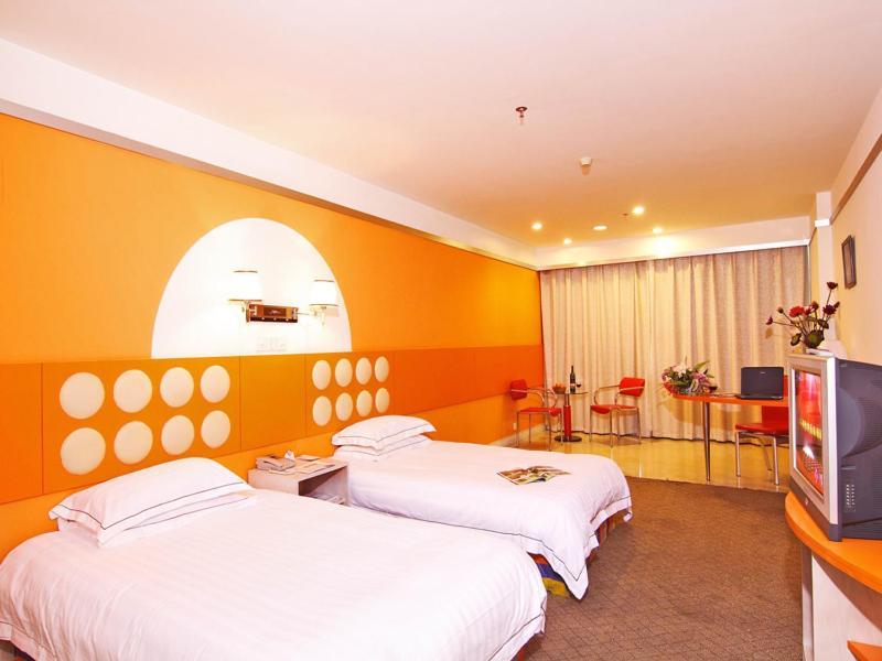 New Beacon Xinhang International Hotel Vuhan Oda fotoğraf
